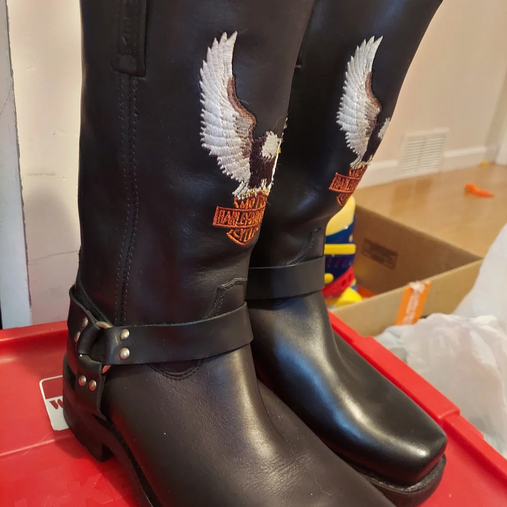 Vintage Harley-Davidson Women's Black Eagle Embroidered Harness Boots Size 9.5 - Picture 6 of 11
